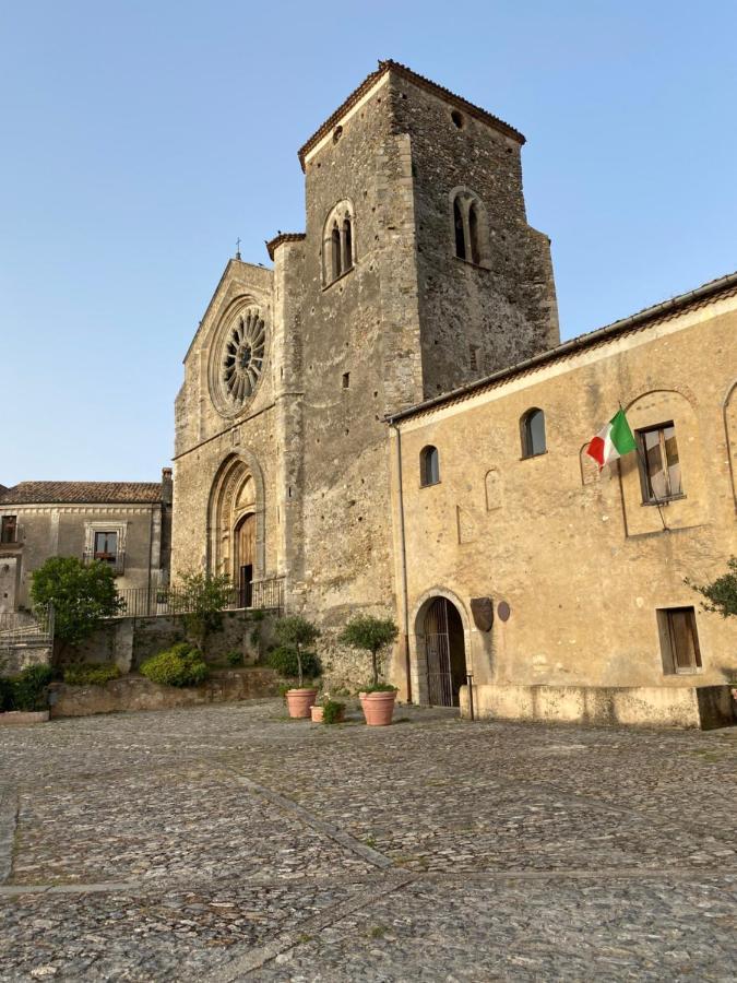 B&B Palazzo Pancaro Алтомонте Екстериор снимка