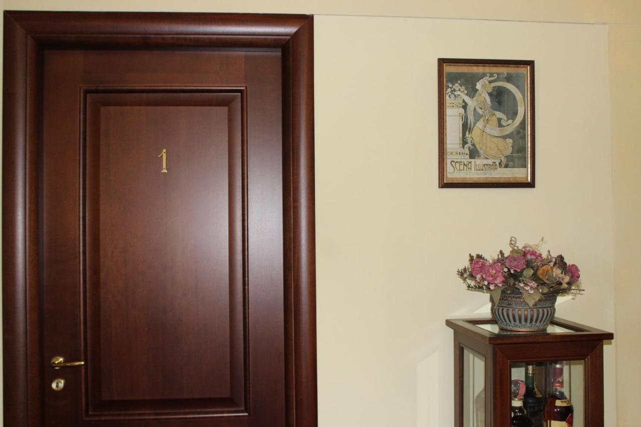 B&B Palazzo Pancaro Алтомонте Екстериор снимка