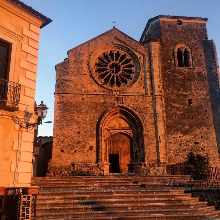 B&B Palazzo Pancaro Алтомонте Екстериор снимка